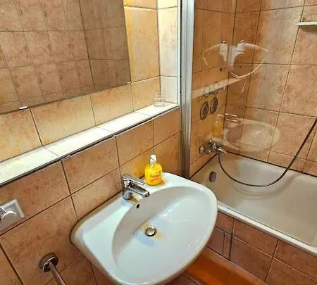Apartment Broj 5